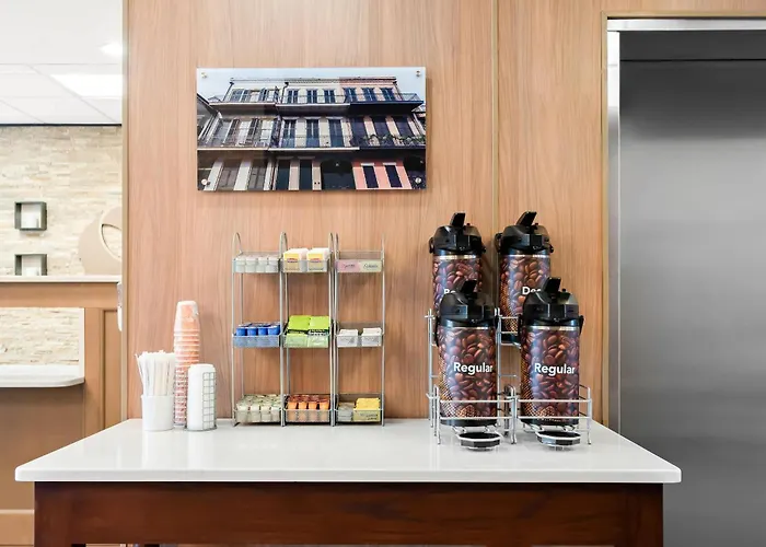 Cheap hotels Comfort Suites New Orleans East
